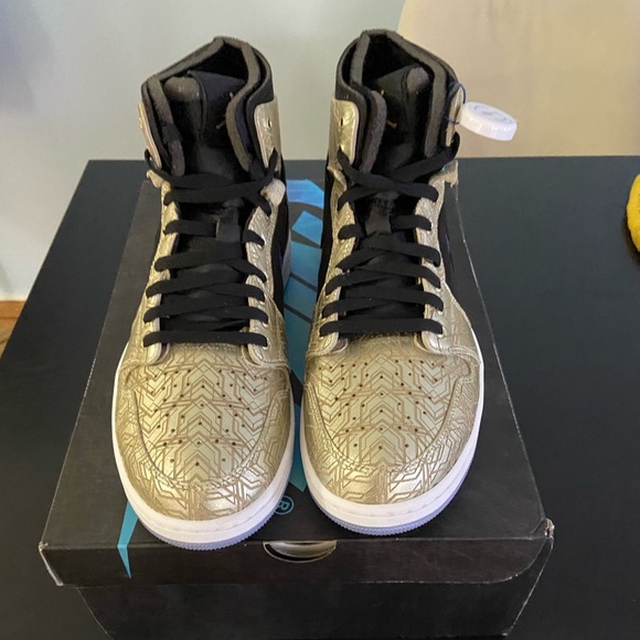 Air Jordan 1 Zoom CMFT Gold Laser (men size 13) - Picture 1 of 4
